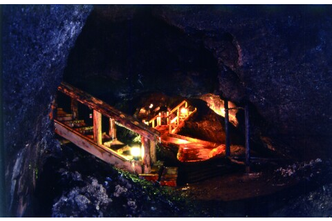 Пещеры Фудзи3.png